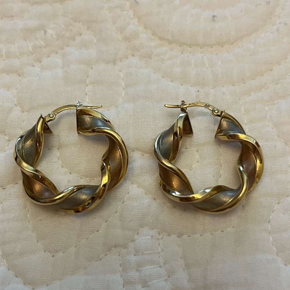 10k 3 different types of gold hoops. Red, white, yellow gold.